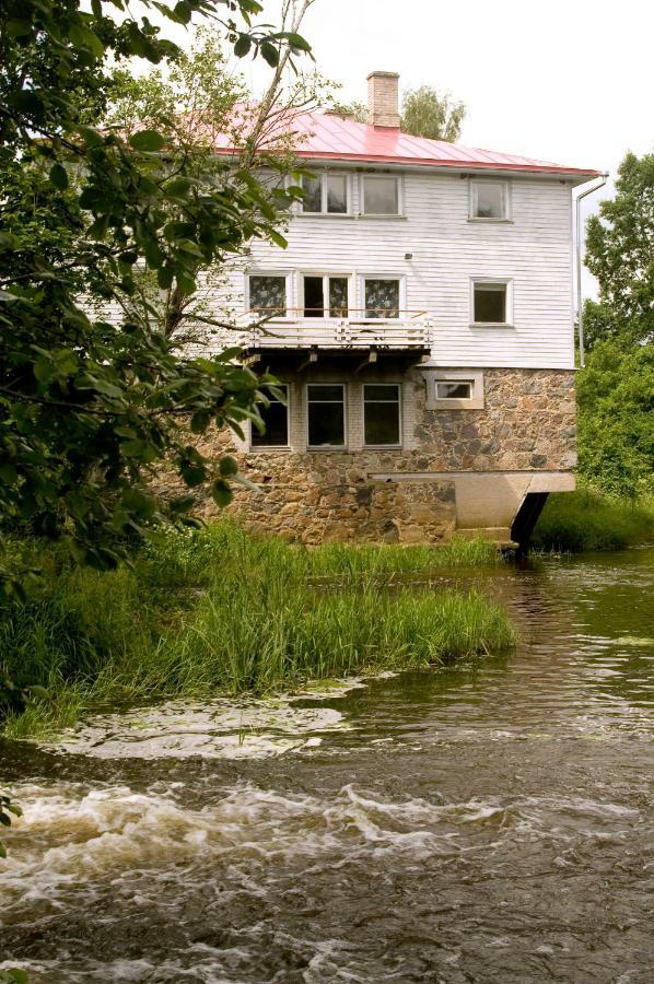 Séjour chez l'habitant Mosina Vesiveski *